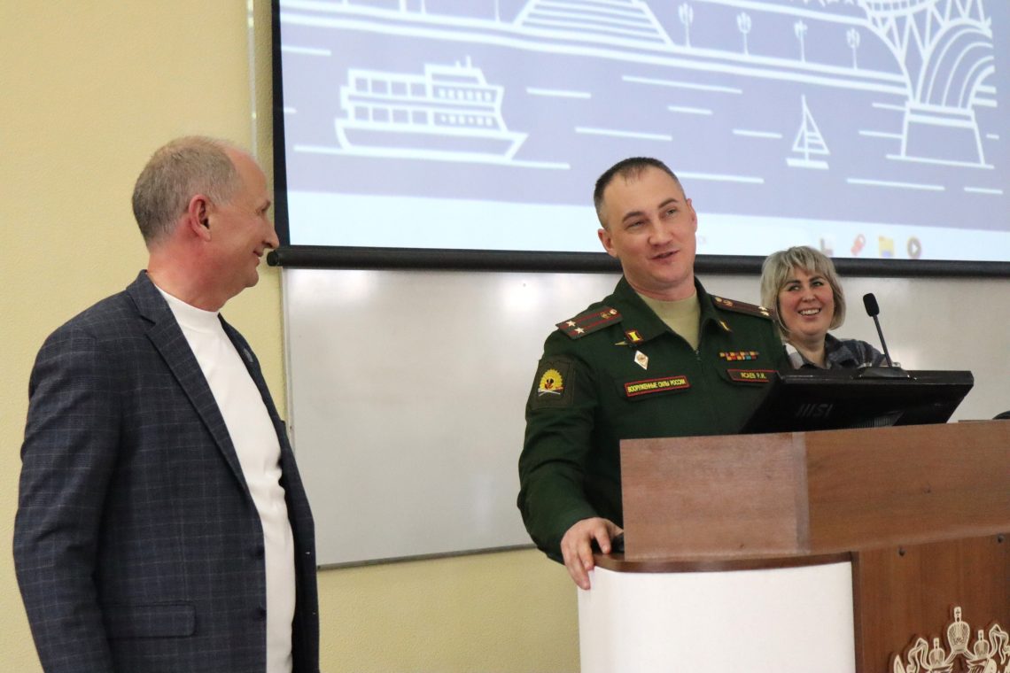 В фокусе внимания — донорство: курсанты узнали о донорстве костного мозга и вступили в ФРДКМ