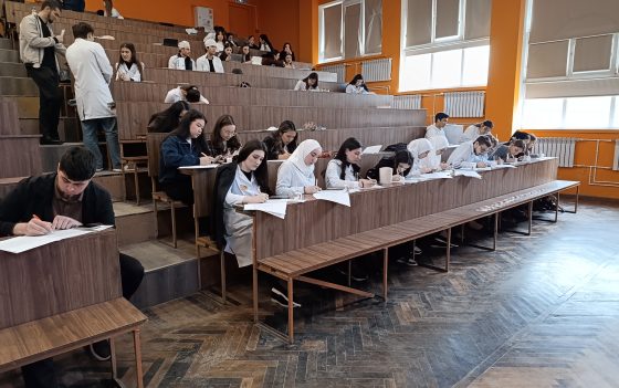 19 студентов Астраханского ГМУ сделали первый шаг в донорстве костного мозга и вступили в #ФРДКМ