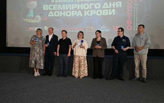На торжественном мероприятии 5 июня 2026 г. в кинотеатре Победа Саратов выступил Саратовский Сергей Владимирович
